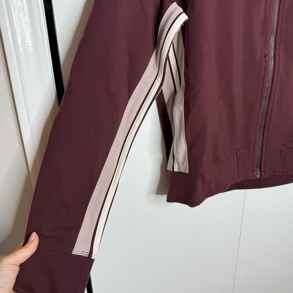 Lululemon Cover Your Tracks Zip Up Jacket - Cassis Burgundy - Size 10 - Picture 4 of 14
